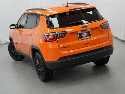 New 2026 Jeep Compass Latitude image 11