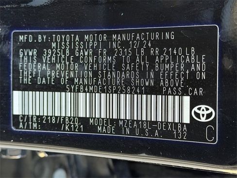 Certified 2025 Toyota Corolla LE image 30