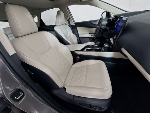 Used 2025 Lexus NX 450h+ AWD w/ Luxury Package image 29