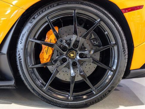 Used 2018 Lamborghini Aventador S AWD/4WD image 36