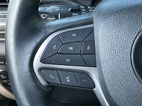 Used 2018 Jeep Grand Cherokee Limited AWD/4WD image 14