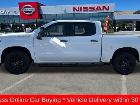 Used 2023 Chevrolet Silverado 1500 Custom w/ Rally Edition AWD/4WD image 6
