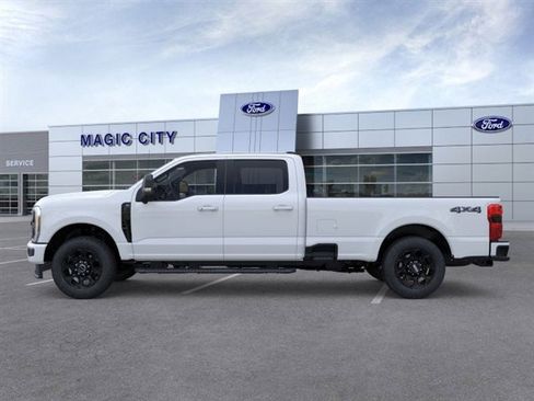 New 2026 Ford F350 XLT w/ XLT Premium Package AWD/4WD image 3