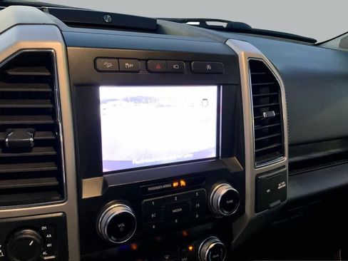 Used 2020 Ford F150 Lariat w/ Equipment Group 502A Luxury AWD/4WD image 28