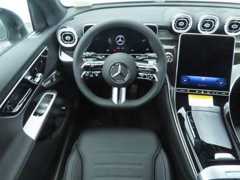Certified 2026 Mercedes-Benz GLC 300 image 11
