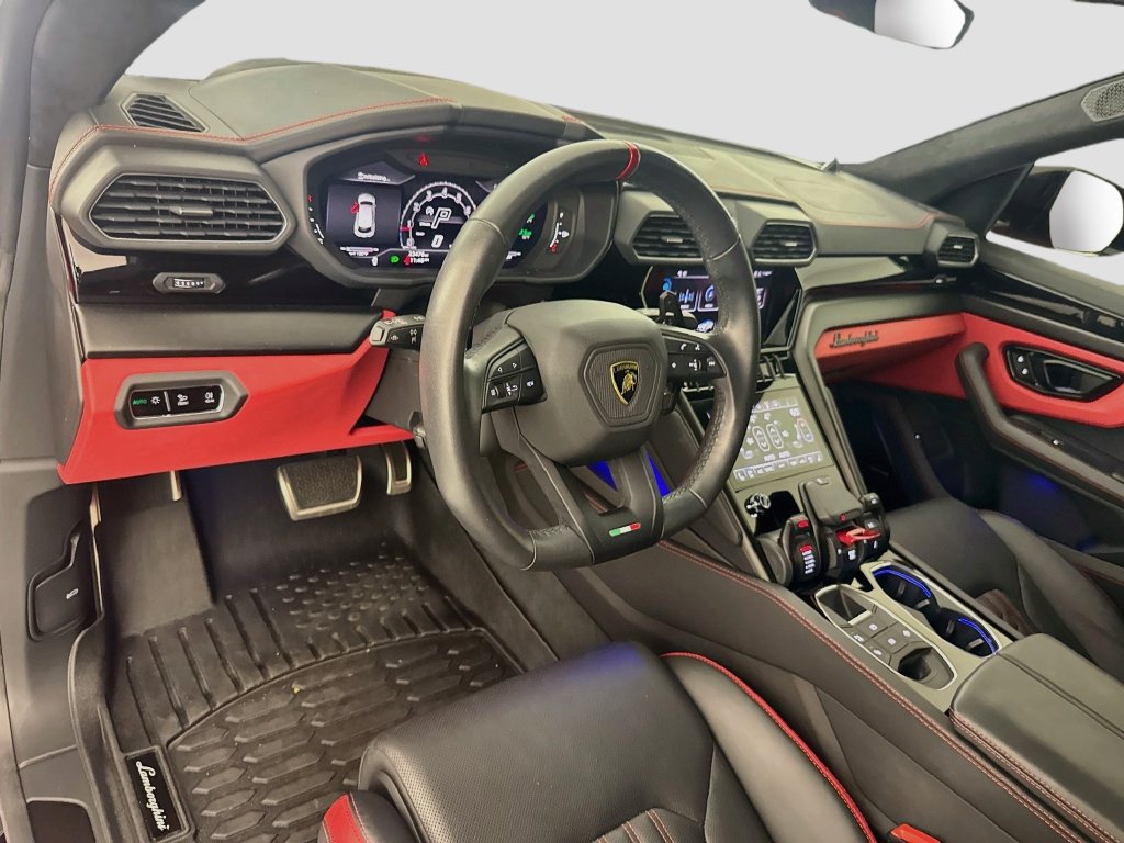 Used 2023 Lamborghini Urus S AWD/4WD image 9