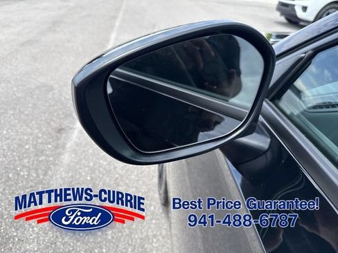 Used 2023 Honda Civic Sport image 8