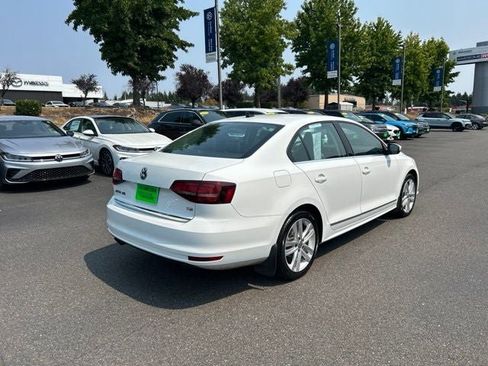 Used 2017 Volkswagen Jetta SEL FWD image 7