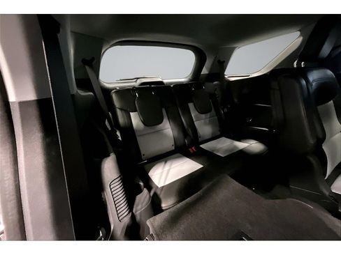 Used 2023 Ford Explorer XLT w/ Equipment Group 202A image 29