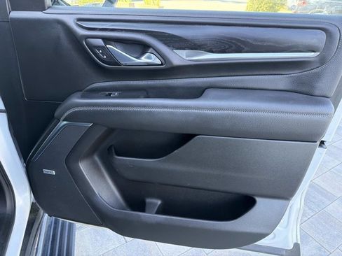 Used 2021 GMC Yukon Denali w/ Denali Ultimate Package AWD/4WD image 19