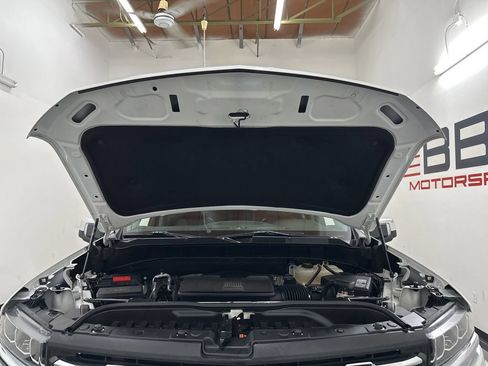 Used 2021 Chevrolet Silverado 1500 LTZ AWD/4WD image 5