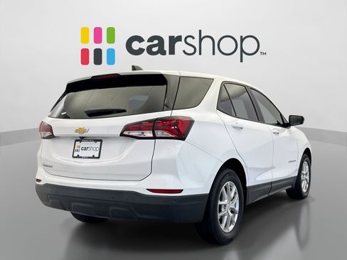 Used 2023 Chevrolet Equinox LS w/ LS Convenience Package FWD image 5
