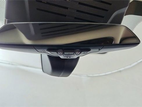 Used 2026 BMW X7 xDrive40i image 57