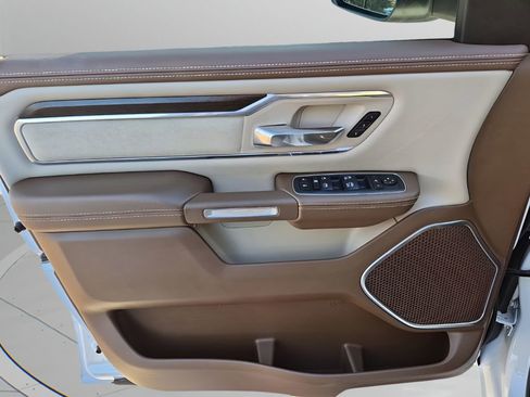 Used 2021 RAM 1500 Laramie image 27