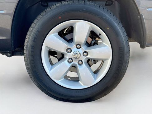 Used 2024 RAM 1500 Classic SLT RWD image 31