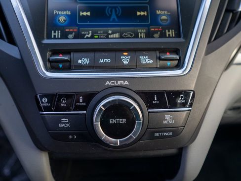 Used 2017 Acura MDX SH-AWD w/ Advance Package image 32