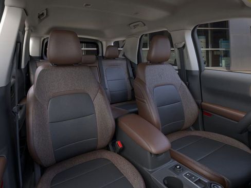 New 2025 Ford Bronco Sport Outer Banks image 11