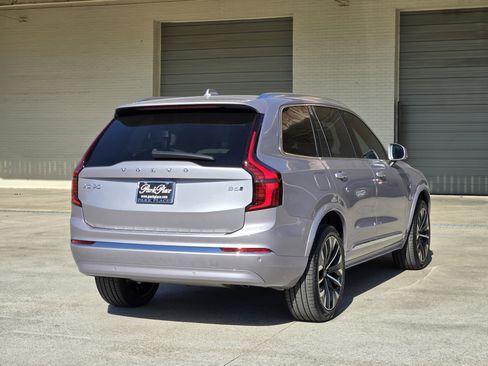 New 2026 Volvo XC90 B6 Plus w/ Protection Package Premier image 9