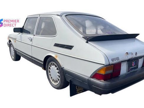 Used 1989 Saab 900 S image 3