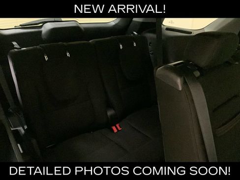 Used 2023 Ford Explorer XLT AWD/4WD image 15