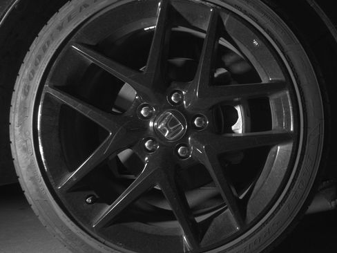 Used 2025 Honda Civic Sport image 12