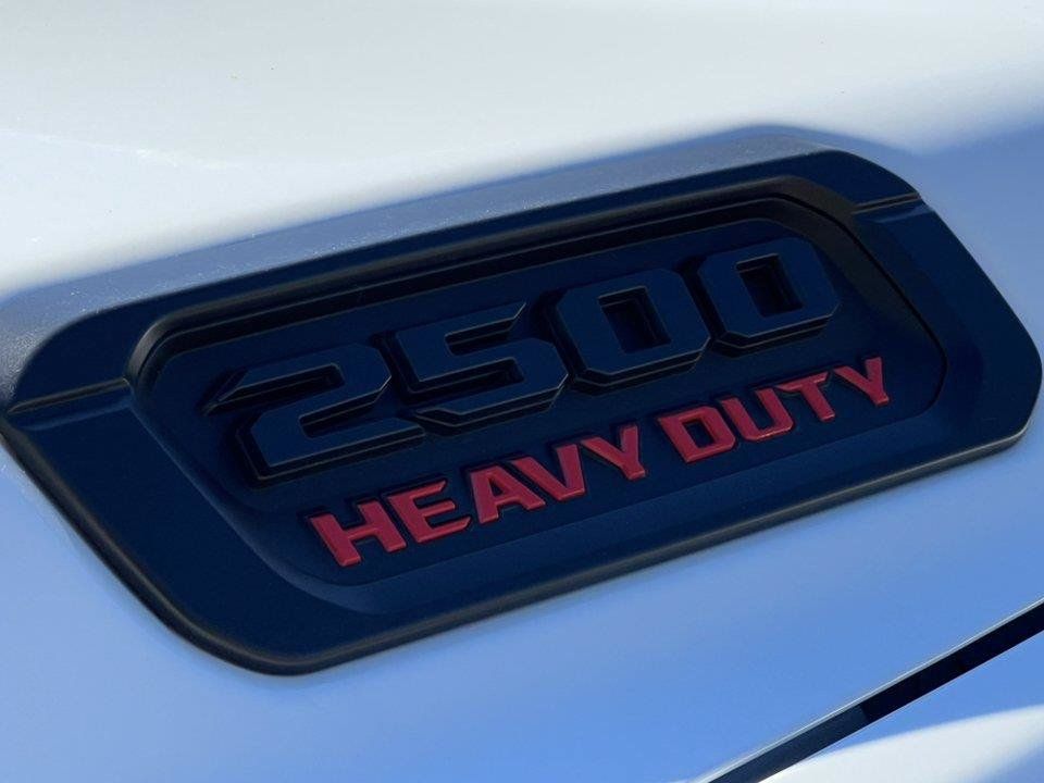 Used 2026 RAM 2500 Big Horn AWD/4WD image 2