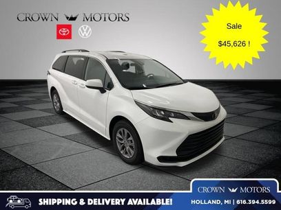 Used 2026 Toyota Sienna LE