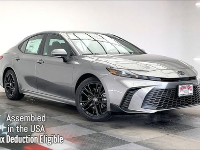 New 2025 Toyota Camry SE