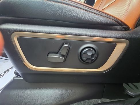 Used 2022 RAM 1500 Limited w/ Body Color Bumper Group AWD/4WD image 26