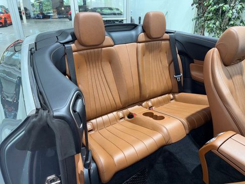 Used 2018 Mercedes-Benz E 400 4MATIC Cabriolet image 60