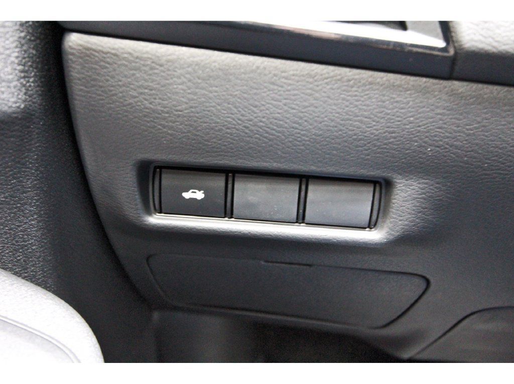 New 2026 Nissan Sentra SV w/ Floor Mat Package FWD image 21
