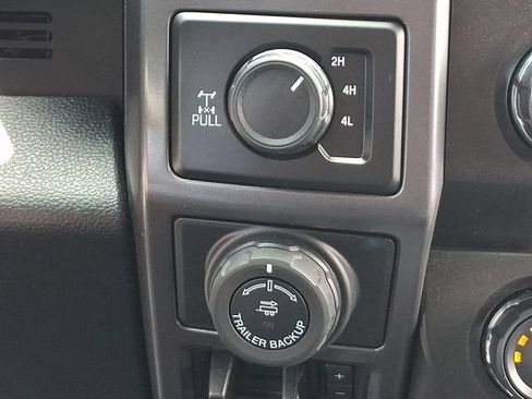 Used 2020 Ford F150 XLT w/ Equipment Group 302A Luxury AWD/4WD image 19