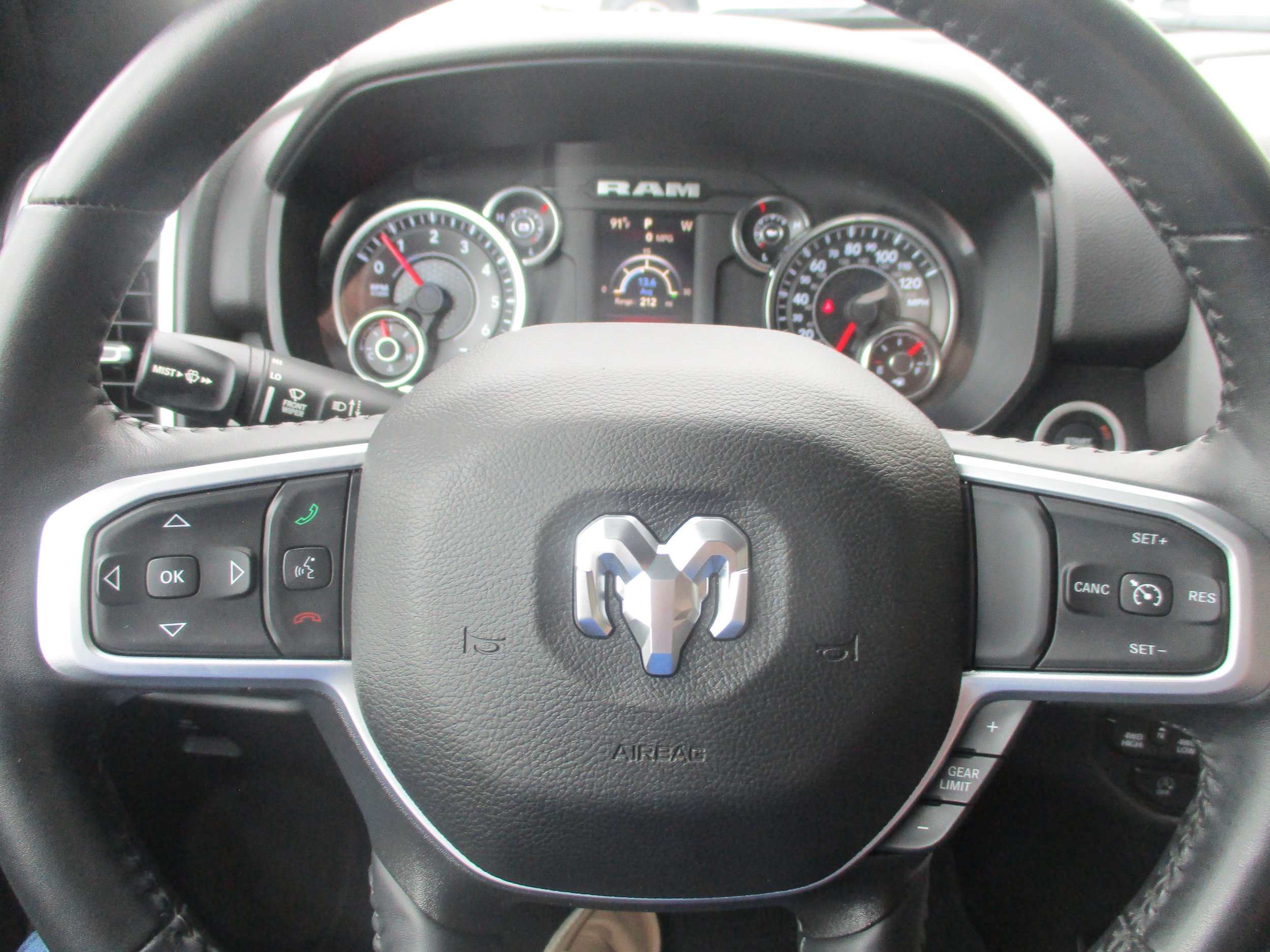 Used 2023 RAM 1500 Lone Star AWD/4WD image 19