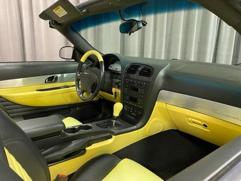 Used 2002 Ford Thunderbird image 12