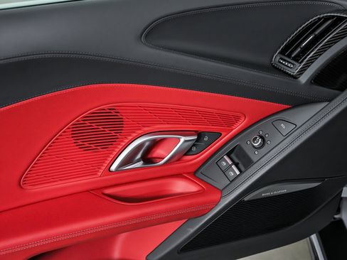 Used 2021 Audi R8 V10 performance image 21