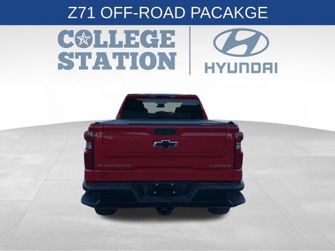 Used 2023 Chevrolet Silverado 1500 Custom Trail Boss w/ LPO, Dark Essentials Package image 8