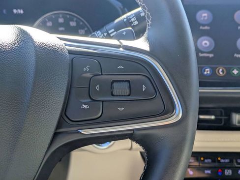 Used 2021 Buick Envision Essence FWD image 27