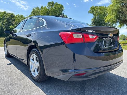 Used 2016 Chevrolet Malibu LS FWD image 3