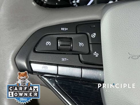 Used 2024 Cadillac XT6 Premium Luxury image 17