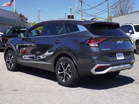 Used 2024 Kia Sportage EX AWD/4WD image 9