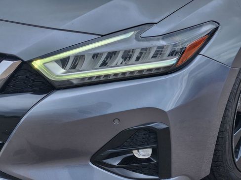 Used 2019 Nissan Maxima SR w/ Premium Package FWD image 8