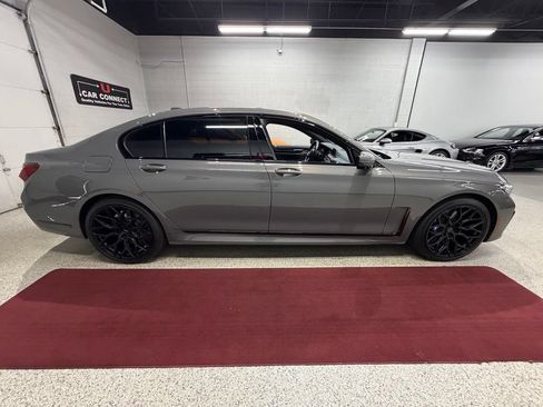 Used 2020 BMW 750i xDrive w/ Luxury Rear Seating Package AWD/4WD image 13