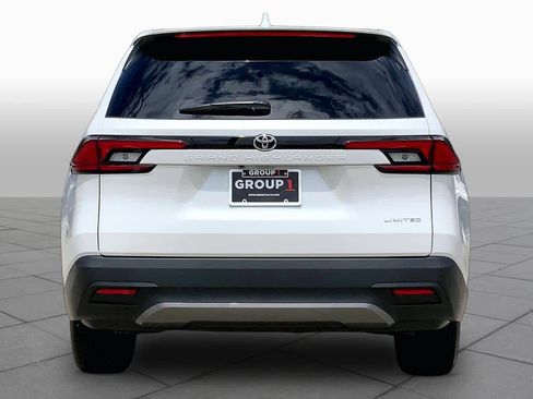 Used 2026 Toyota Grand Highlander FWD image 5