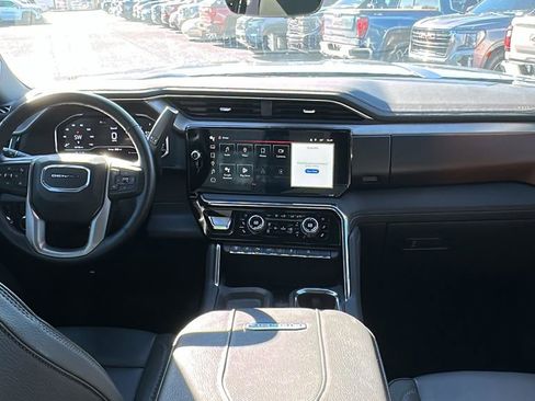 Certified 2024 GMC Sierra 2500 Denali w/ Denali Reserve Package image 10