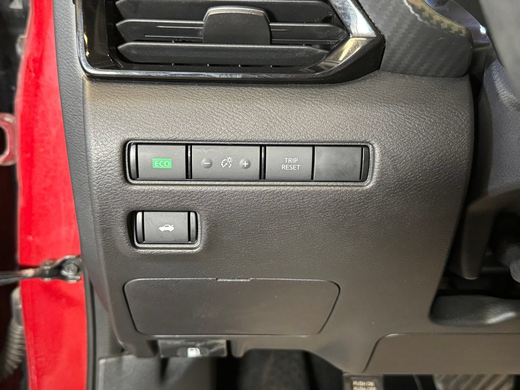 Used 2021 Nissan Sentra SV FWD image 18