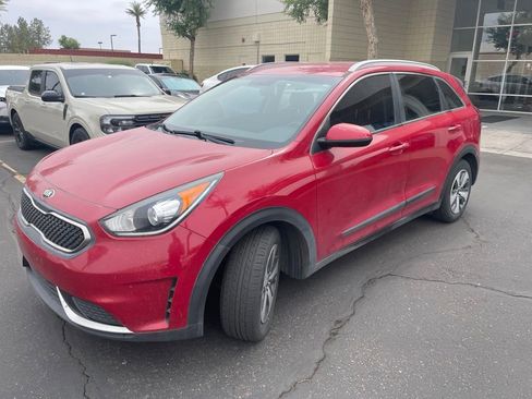 Used 2018 Kia Niro LX FWD image 1