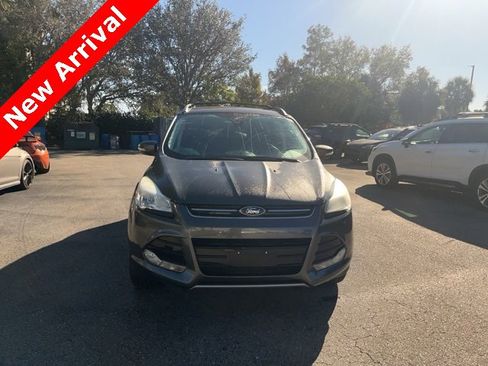 Used 2016 Ford Escape Titanium image 2