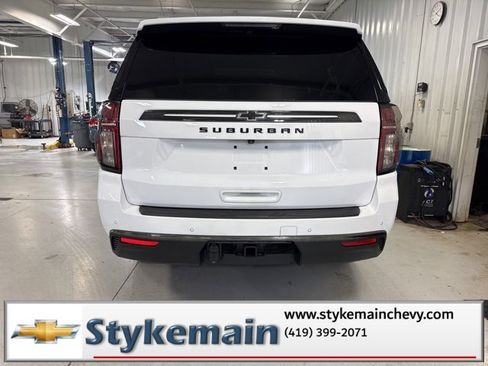 Used 2021 Chevrolet Suburban Z71 image 10