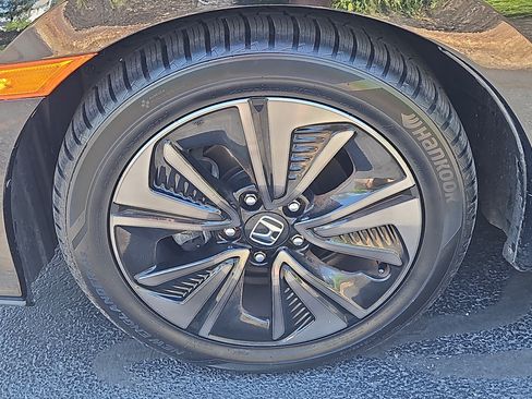 Used 2017 Honda Civic EX-L image 4
