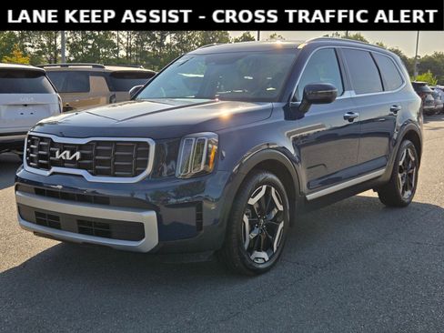 Used 2024 Kia Telluride S w/ S Sunroof Package AWD/4WD image 3